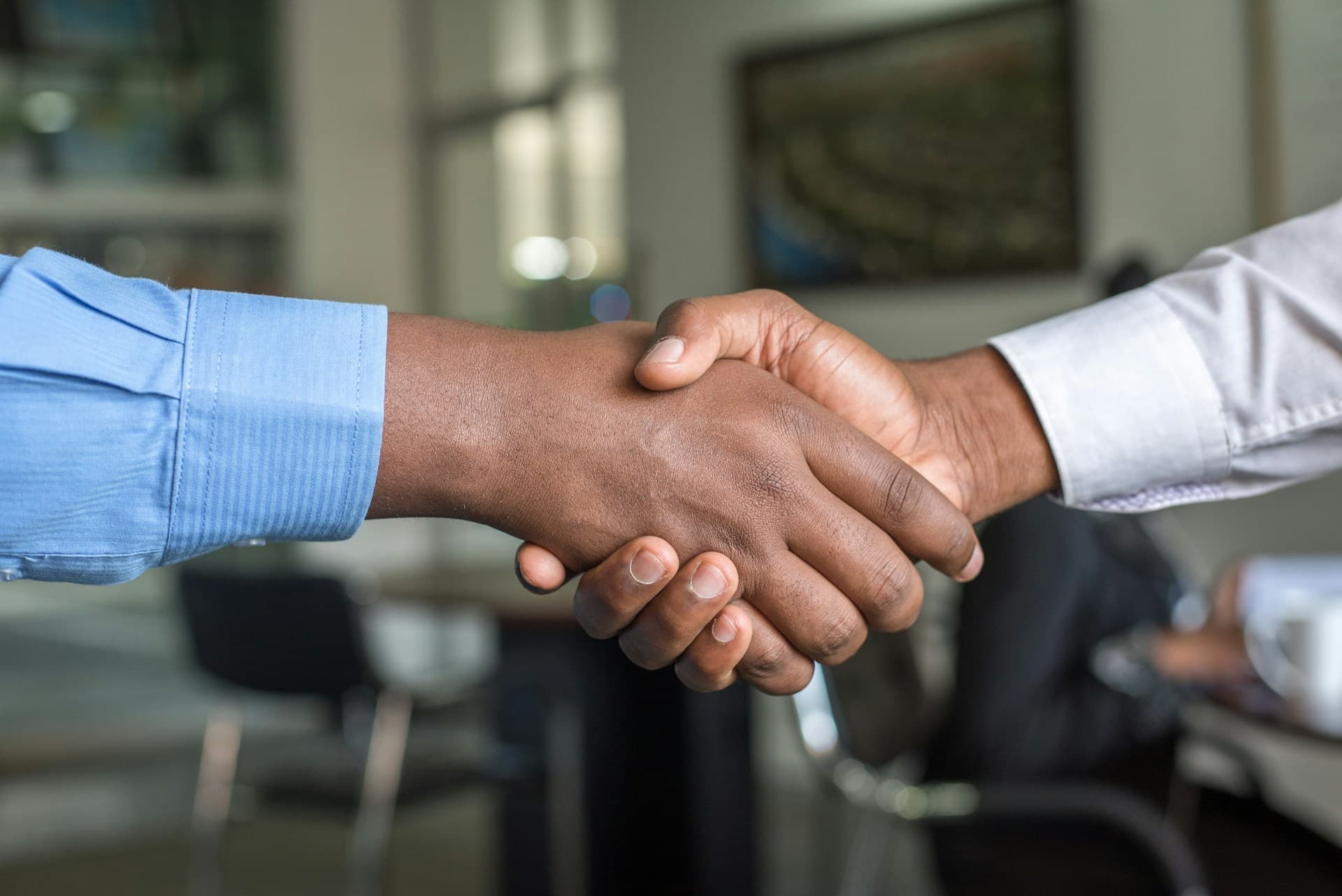 A Fundshere advisor in consultation with a client